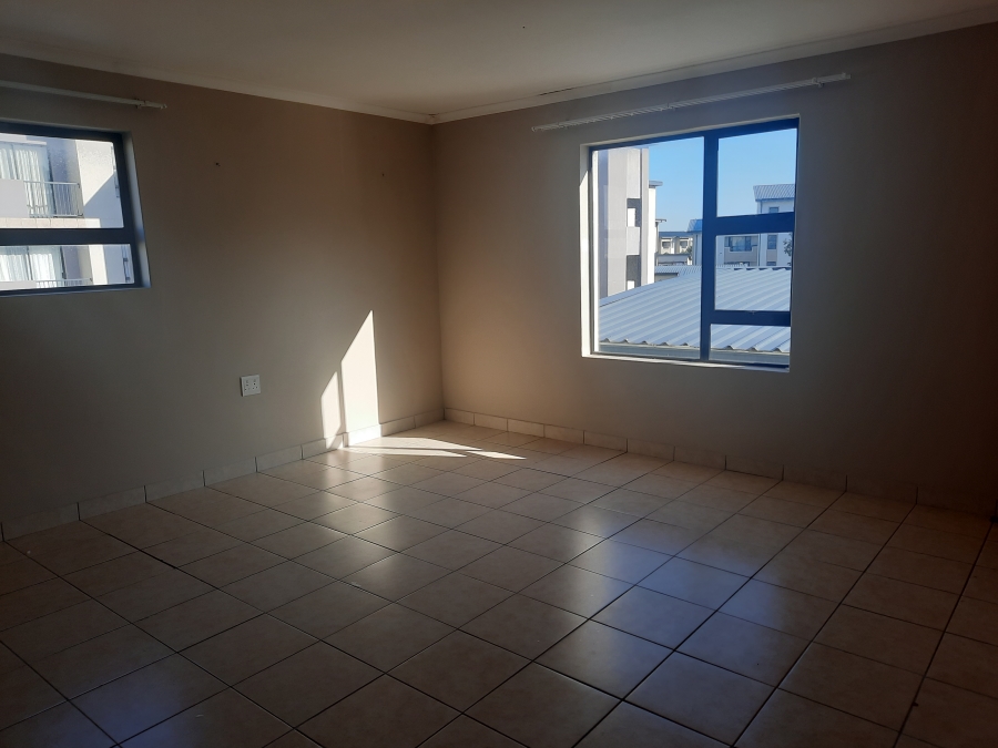 To Let 2 Bedroom Property for Rent in Burgundy Estate Western Cape